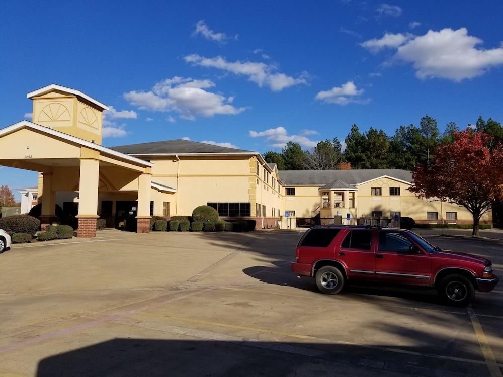 Quality Inn & Suites Kilgore-Longview Exterior photo